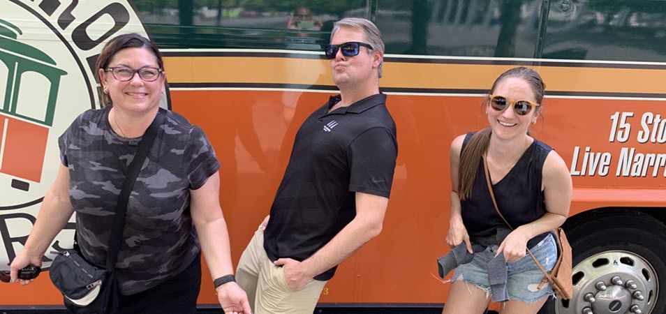 2-Dollywood-2