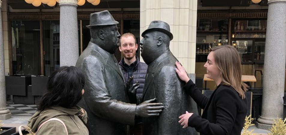 3-statue-yyc-2