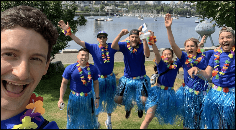 Teams playing Ultimate City Scavenger Hunt in the city