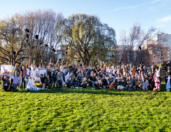 Teams celebrating during an Amazing City Race event