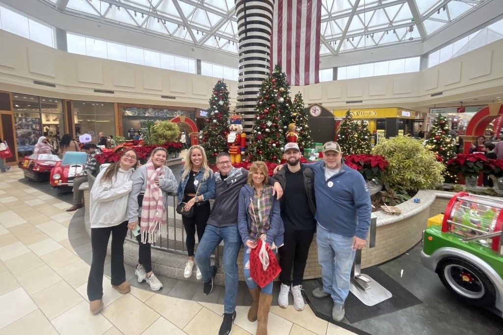 holiday-malls-team-events